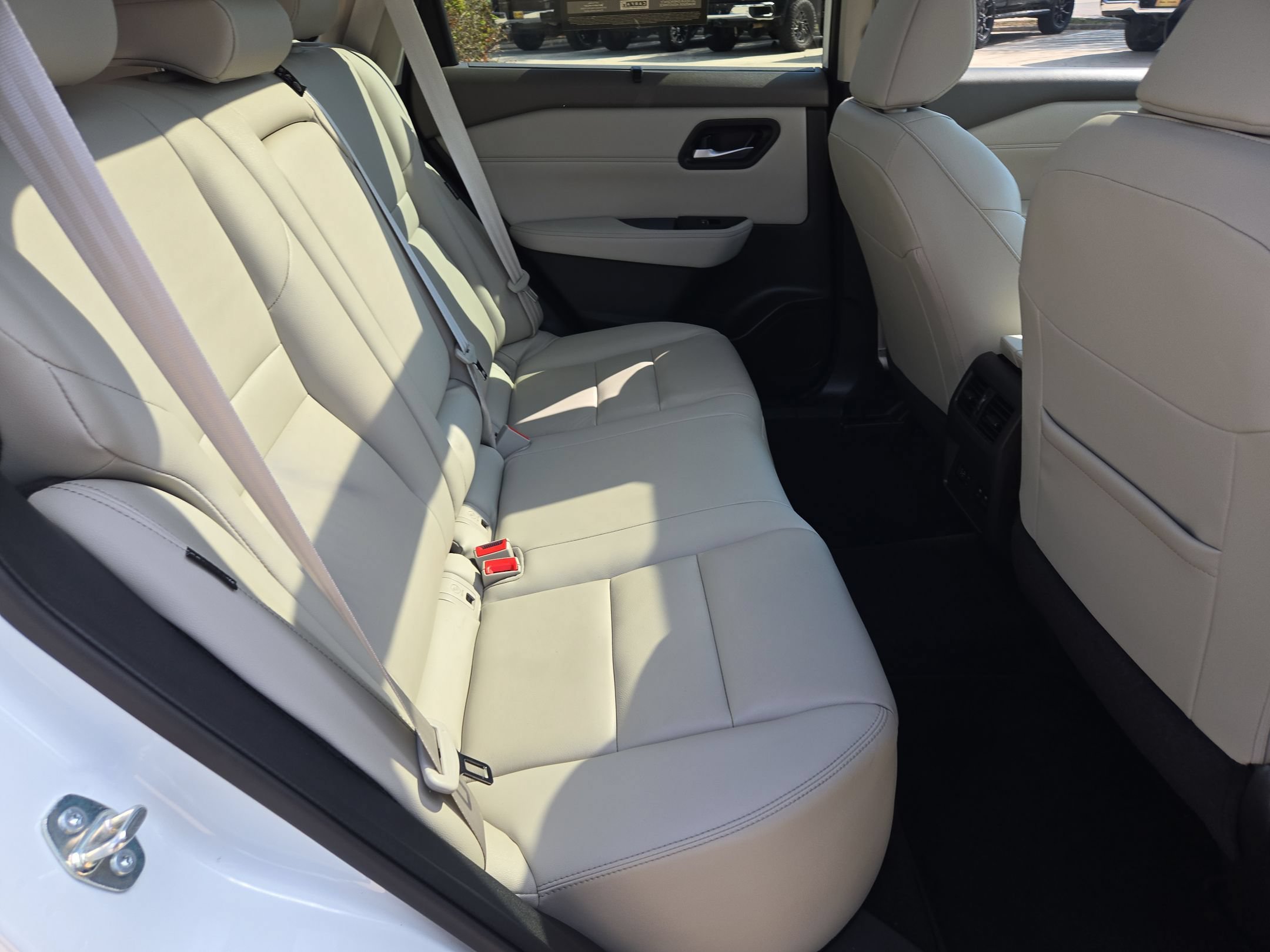 Used 2023 Nissan Rogue SL w/ SL Premium Package FWD image 28