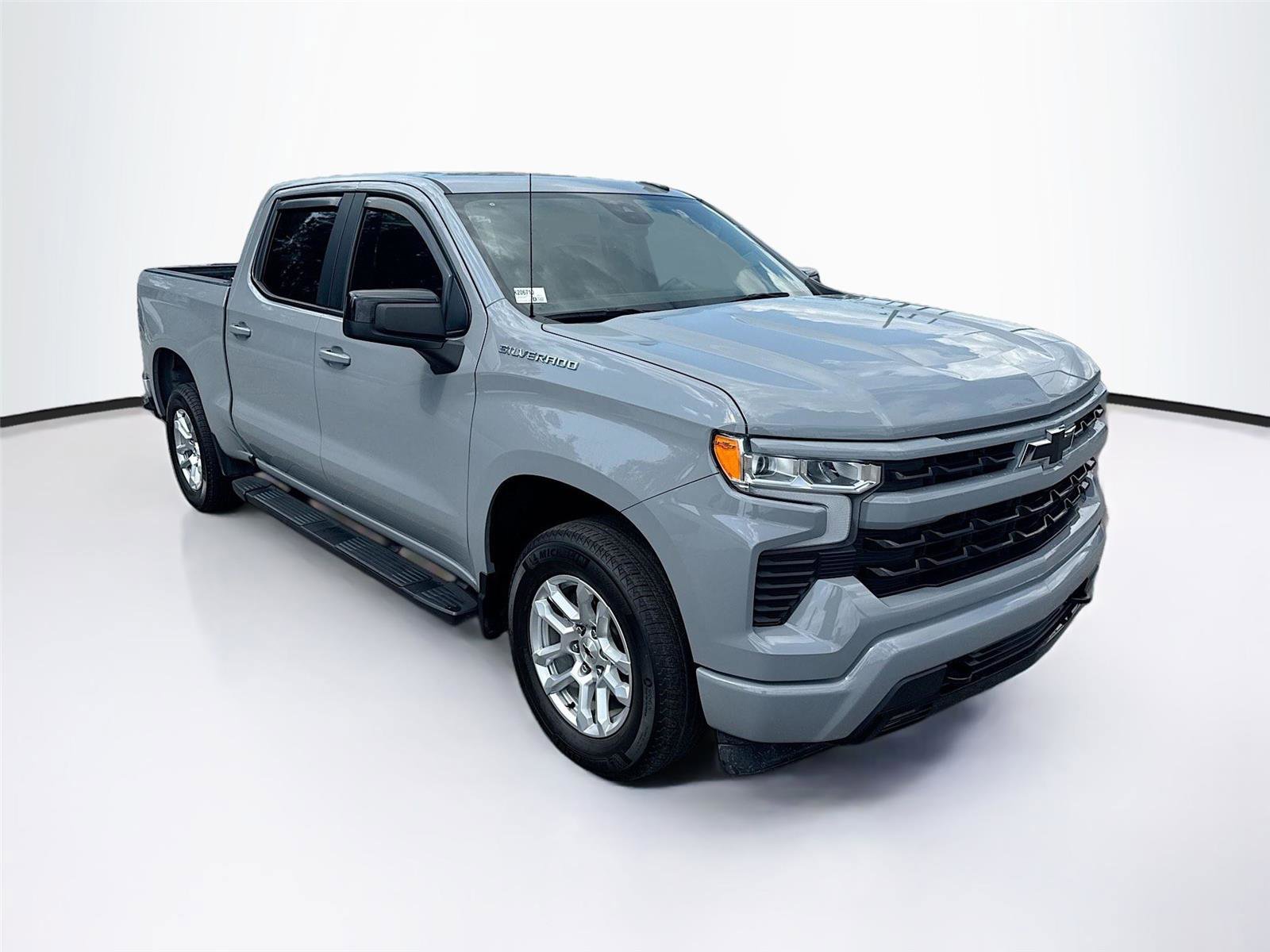 Used 2024 Chevrolet Silverado 1500 RST RWD image 7