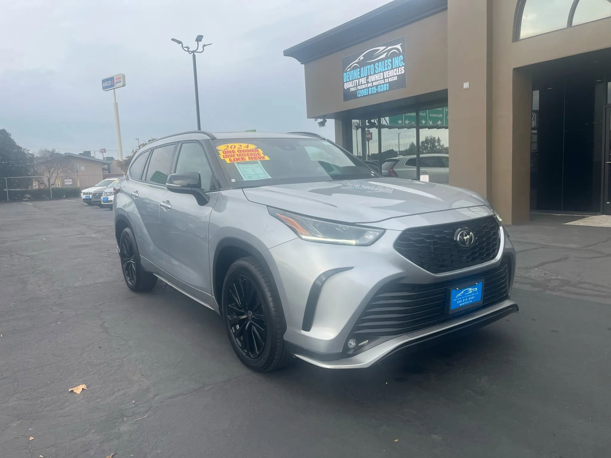 Used 2024 Toyota Highlander XSE