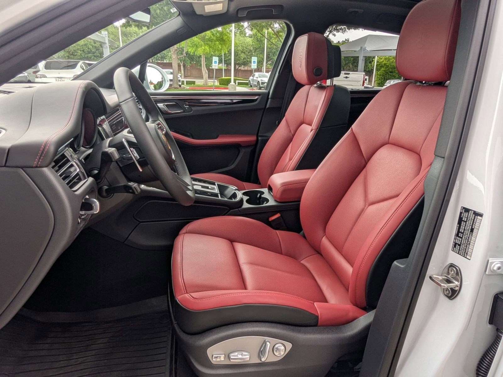 New 2026 Porsche Macan S AWD/4WD image 5
