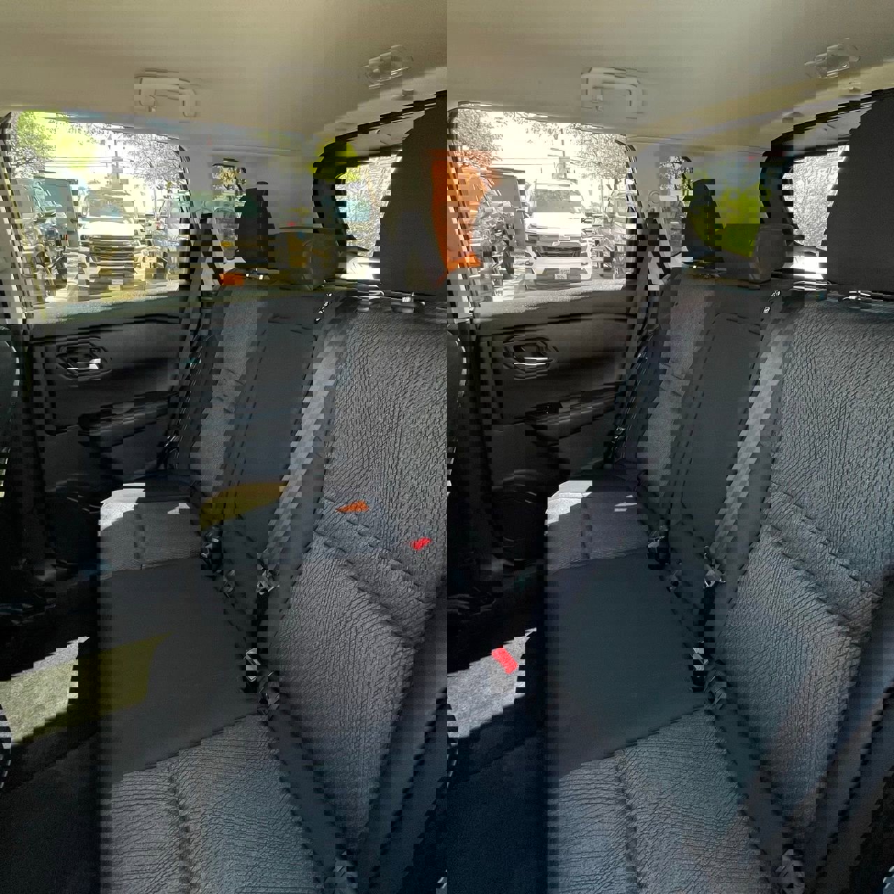 Used 2024 Nissan Rogue SV image 24