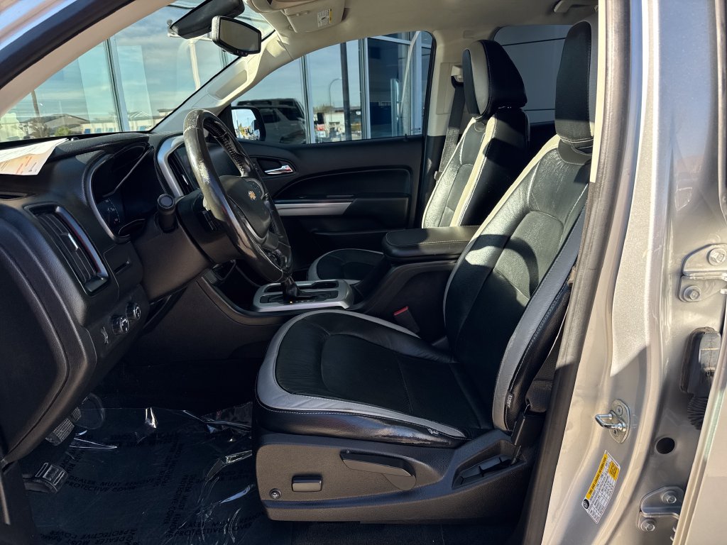 Used 2018 Chevrolet Colorado LT AWD/4WD image 9