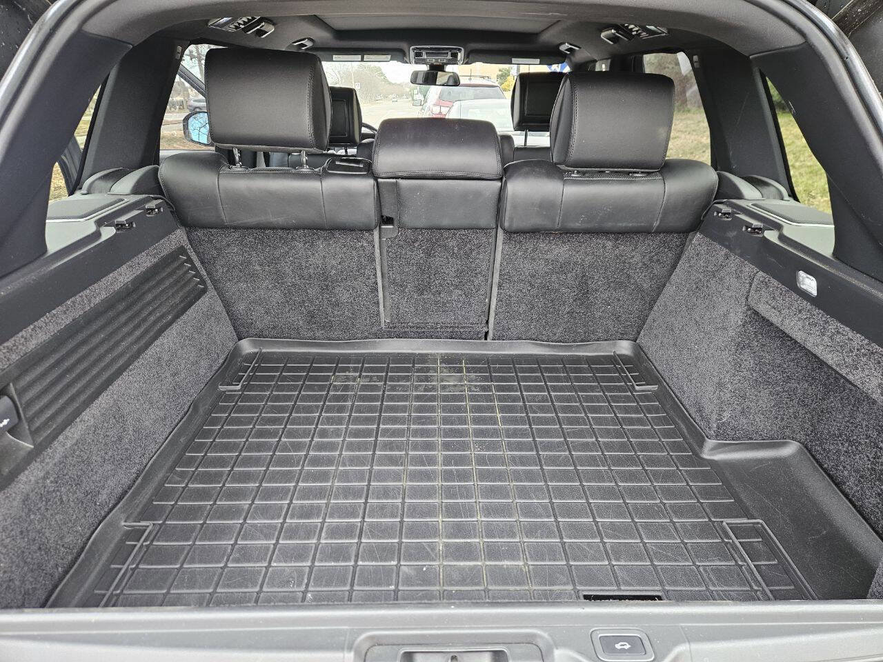 Used 2014 Land Rover Range Rover Supercharged image 22
