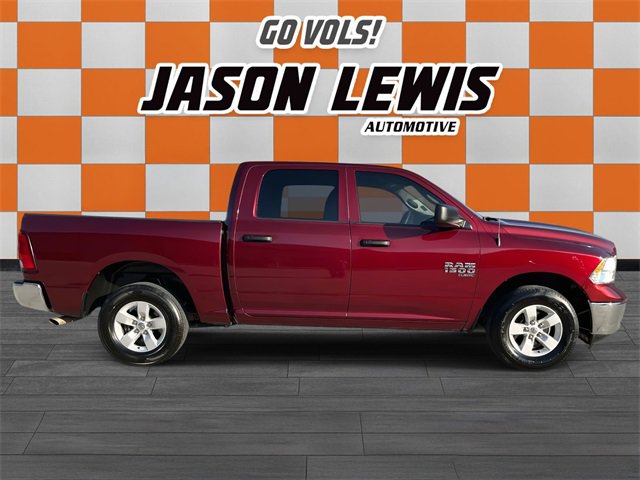 Used 2022 RAM 1500 Classic SLT image 2