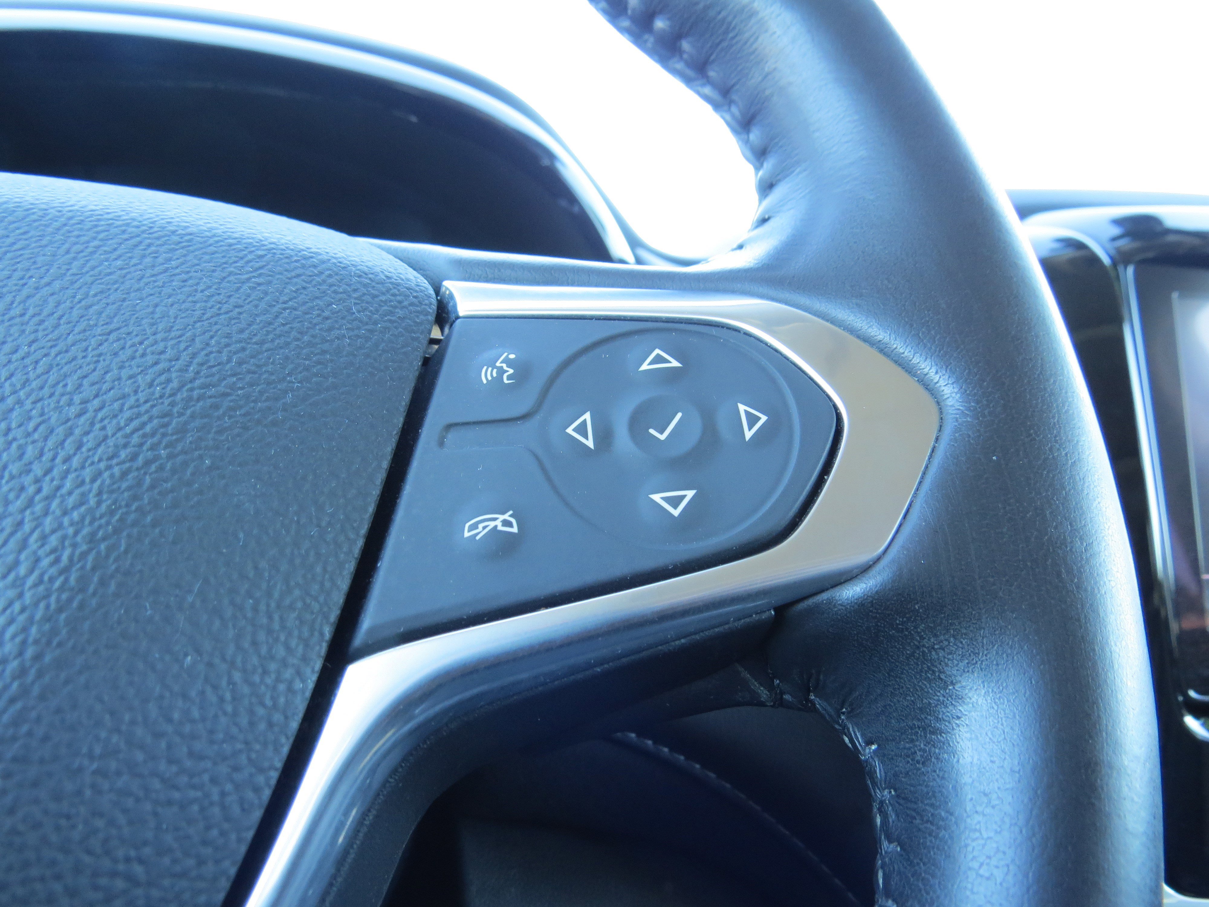 Certified 2020 Chevrolet Traverse High Country image 25