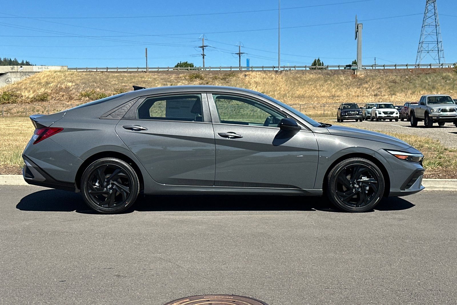 New 2026 Hyundai Elantra Sport FWD image 2