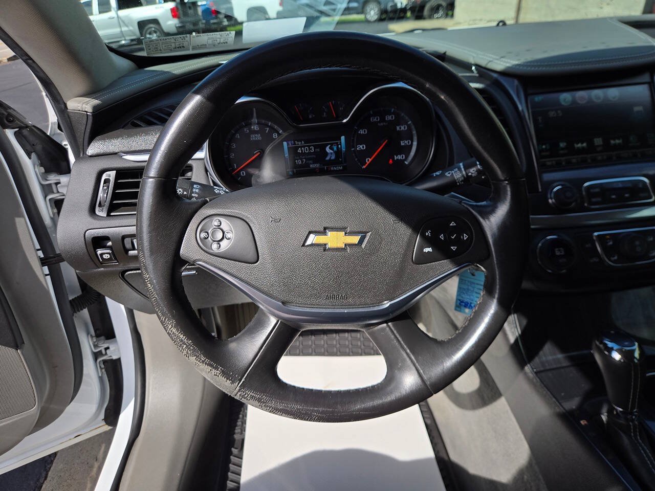 Used 2016 Chevrolet Impala LT FWD image 11
