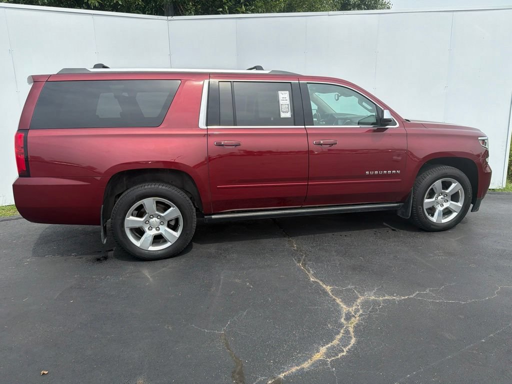 Used 2020 Chevrolet Suburban Premier w/ Max Trailering Package AWD/4WD image 3
