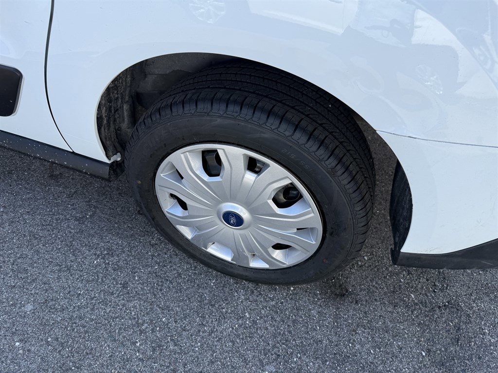 Used 2021 Ford Transit Connect XLT image 7