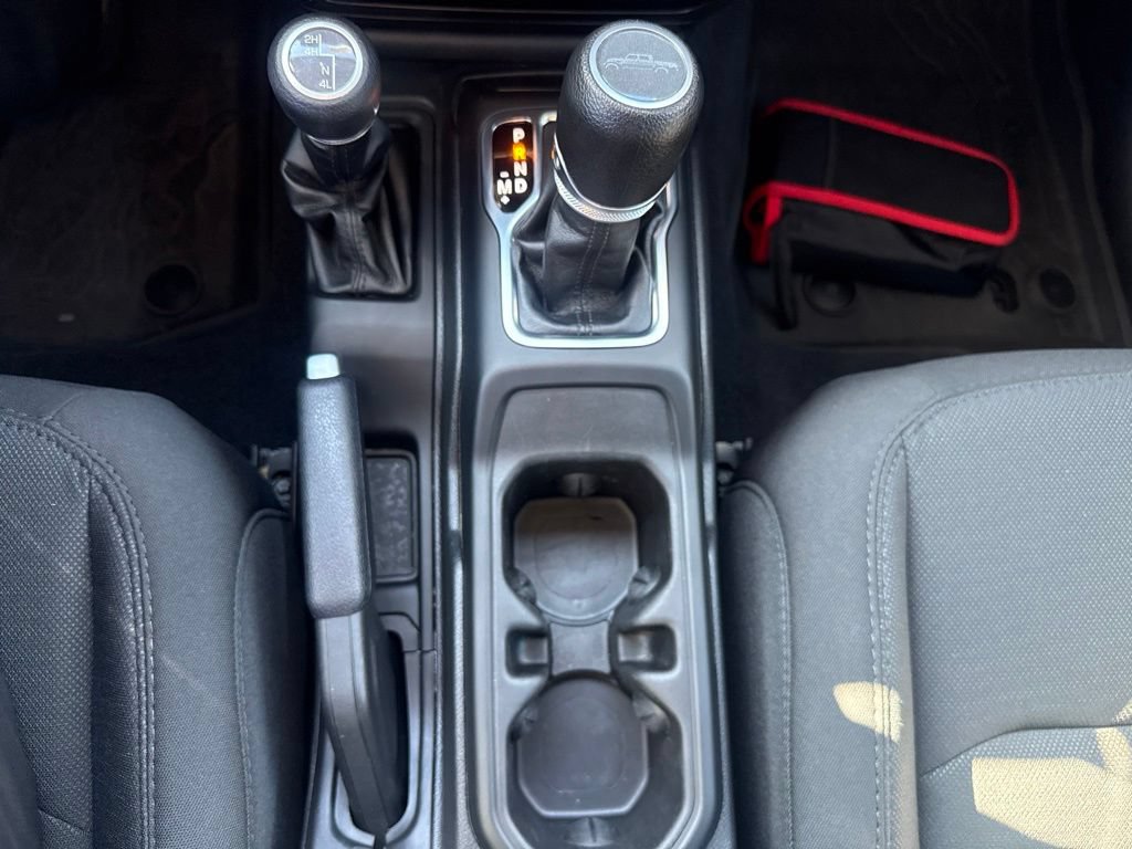 Certified 2023 Jeep Gladiator Sport AWD/4WD image 22