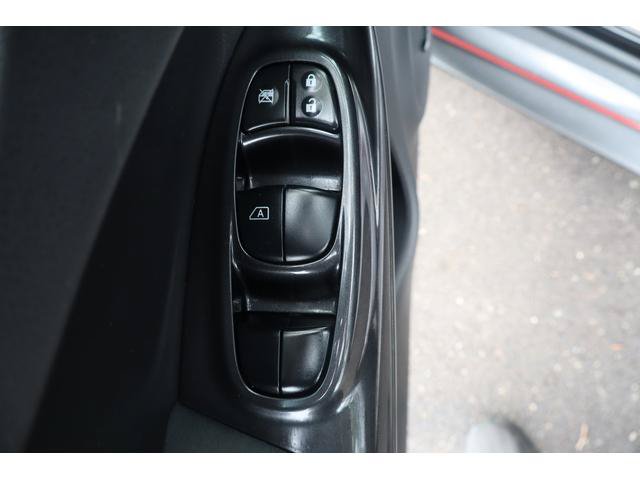 Used 2015 Nissan Juke NISMO AWD/4WD image 11