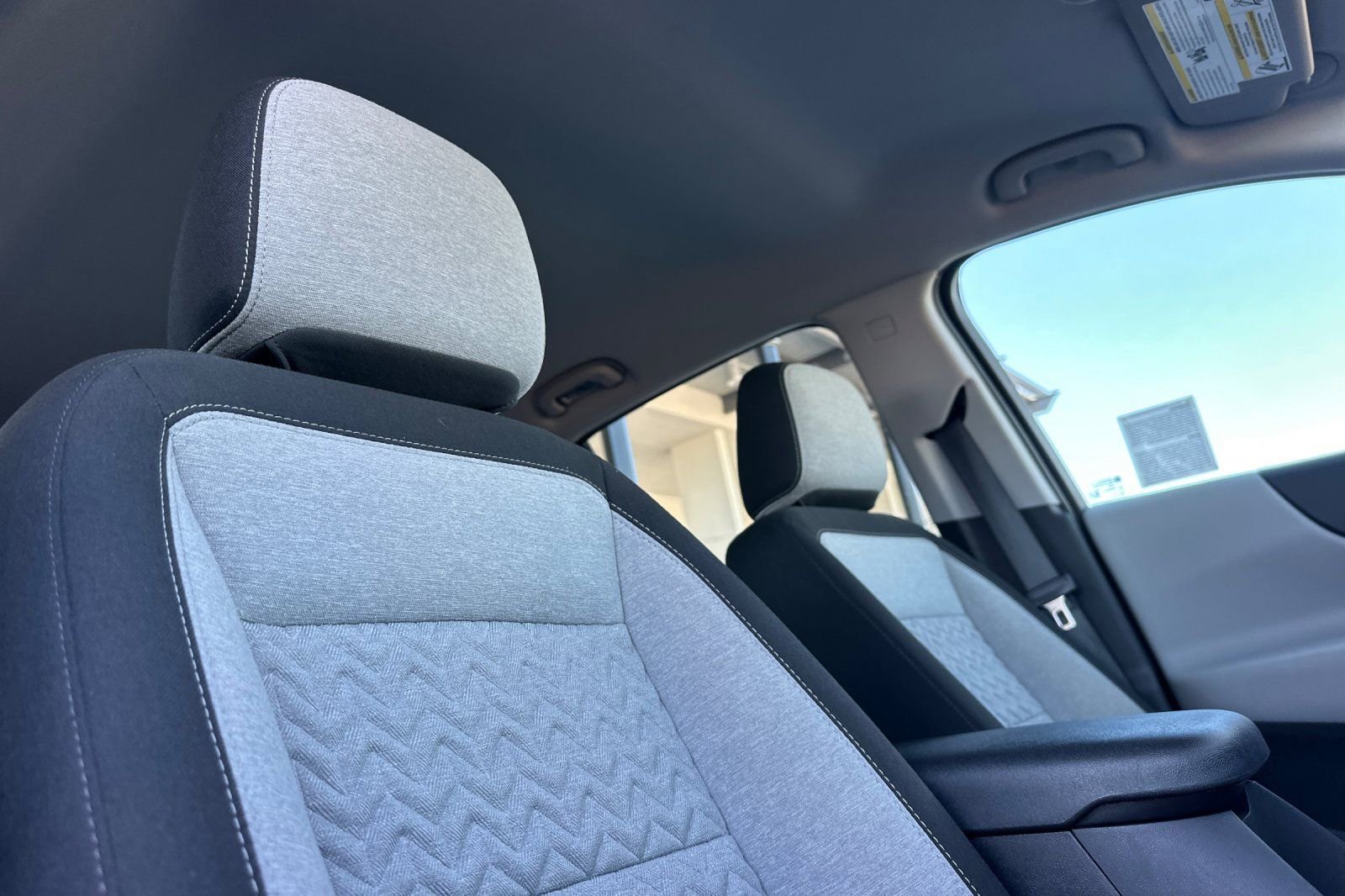 Used 2024 Chevrolet Equinox LS image 19