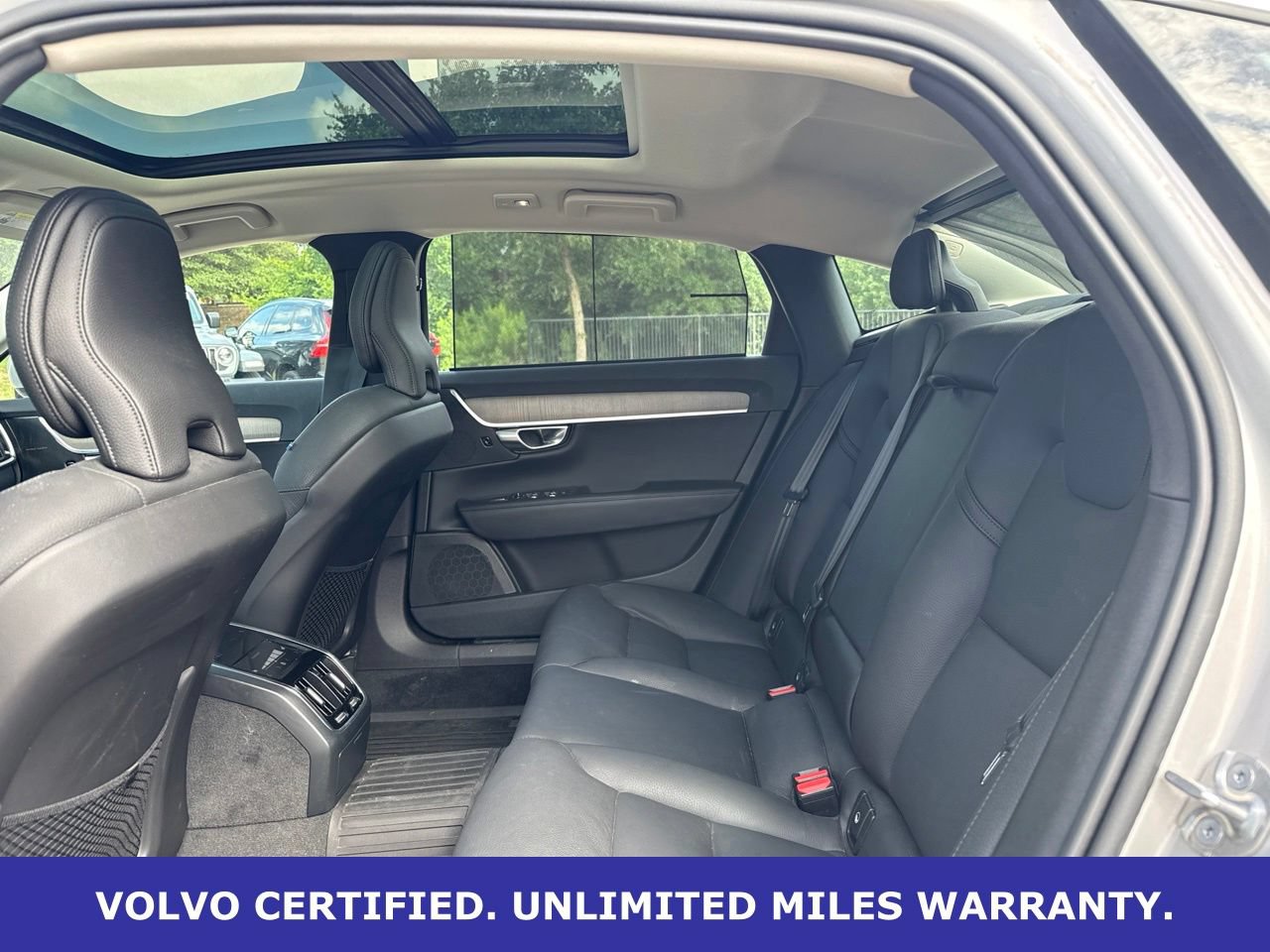 Certified 2023 Volvo S90 B6 Plus w/ Protection Package Premier AWD/4WD image 17