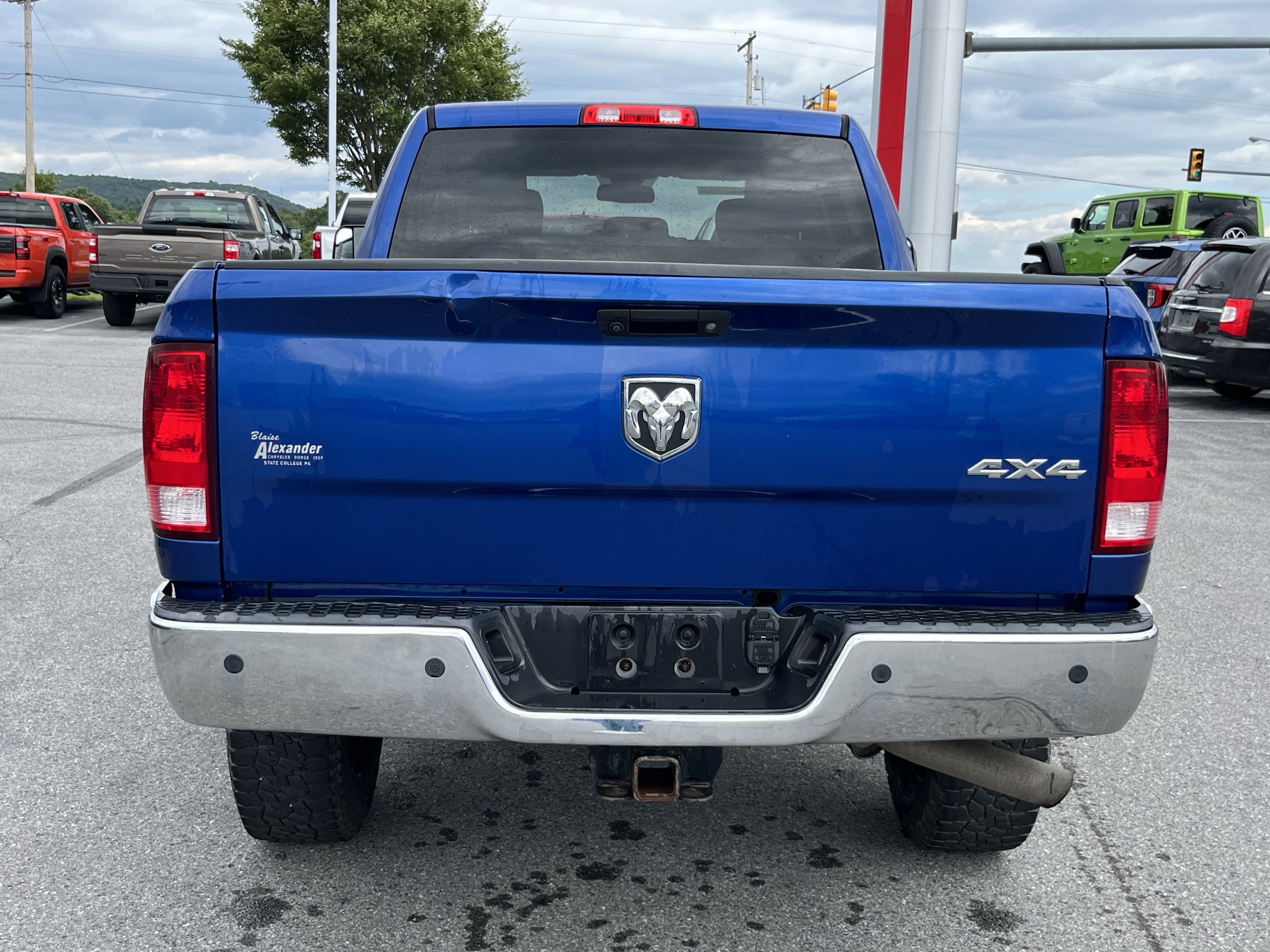 Used 2017 RAM 2500 Tradesman w/ Chrome Appearance Group AWD/4WD image 6