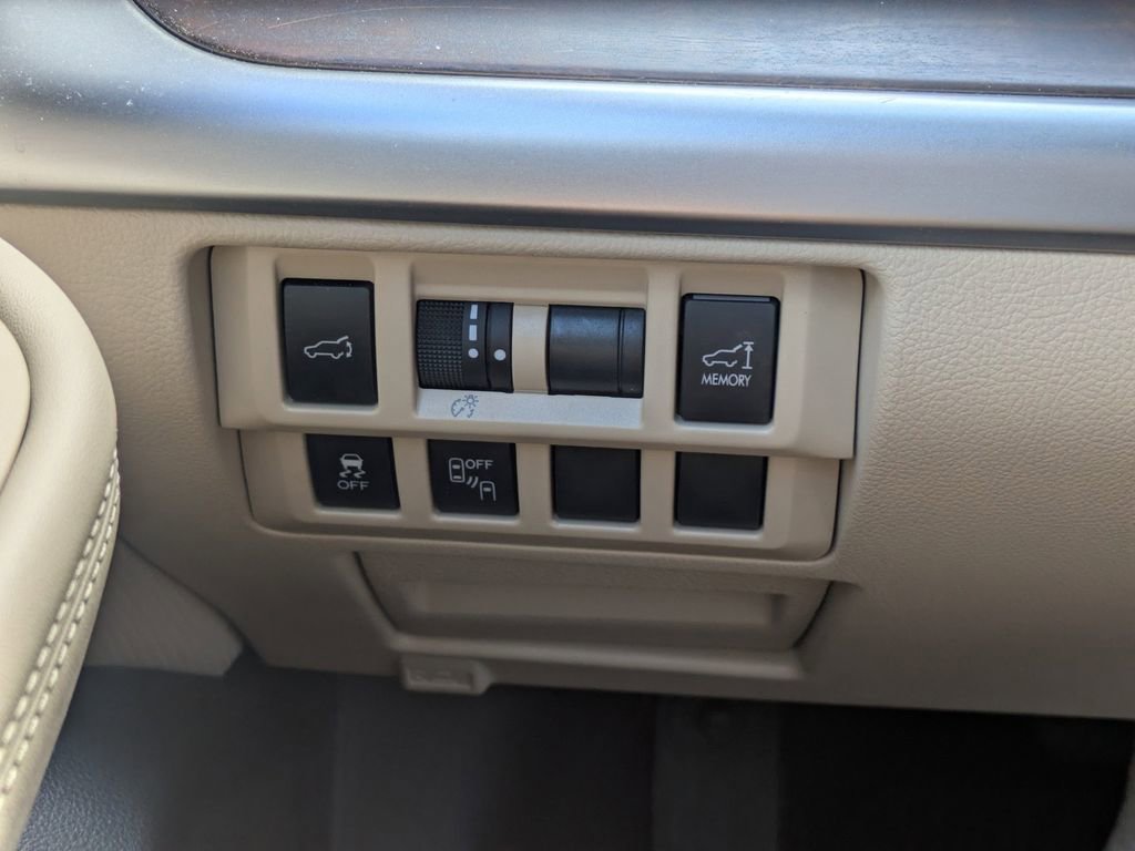 Used 2015 Subaru Outback 2.5i Limited w/ Popular Package #4 image 23