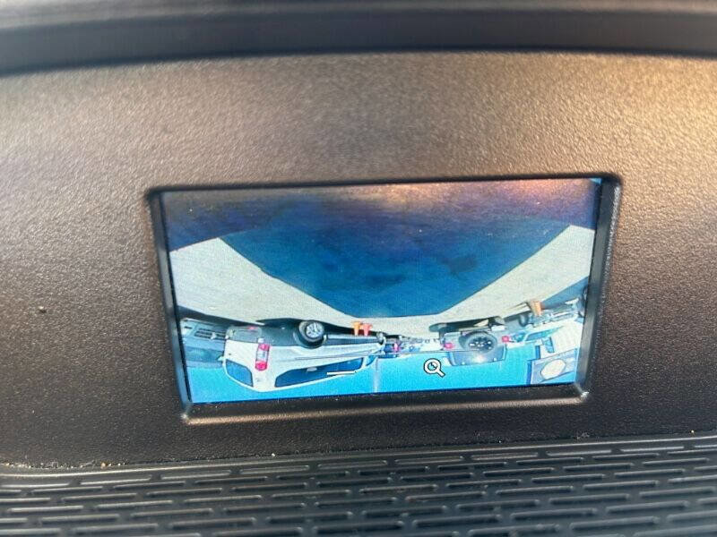 Used 2019 Ford Transit 350 XLT image 16