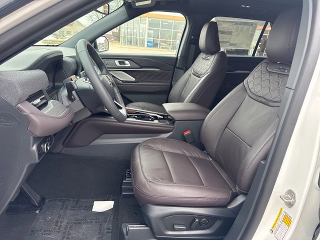 New 2026 Ford Explorer Platinum w/ LUX Leather Package image 9