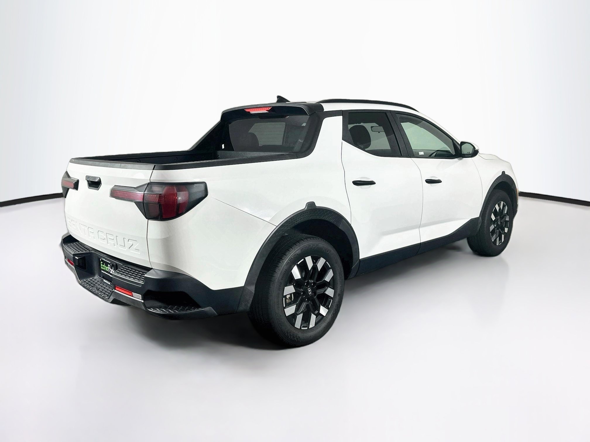 Used 2025 Hyundai Santa Cruz SEL FWD image 9