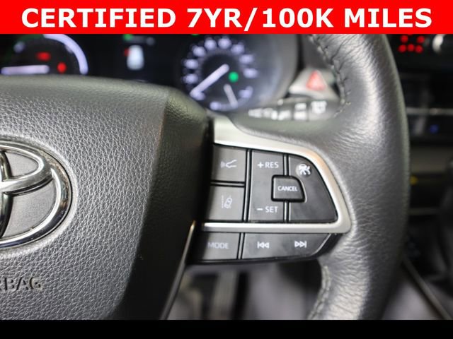 Used 2023 Toyota Sienna XLE w/ XLE Plus Package FWD image 21