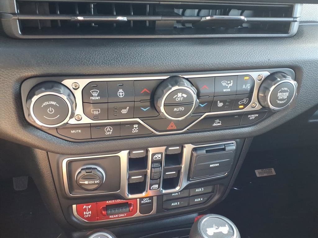 New 2026 Jeep Wrangler Unlimited Sport image 12