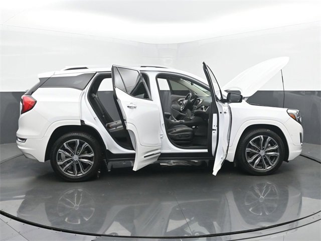 Used 2019 GMC Terrain Denali w/ Advanced Safety Package image 57