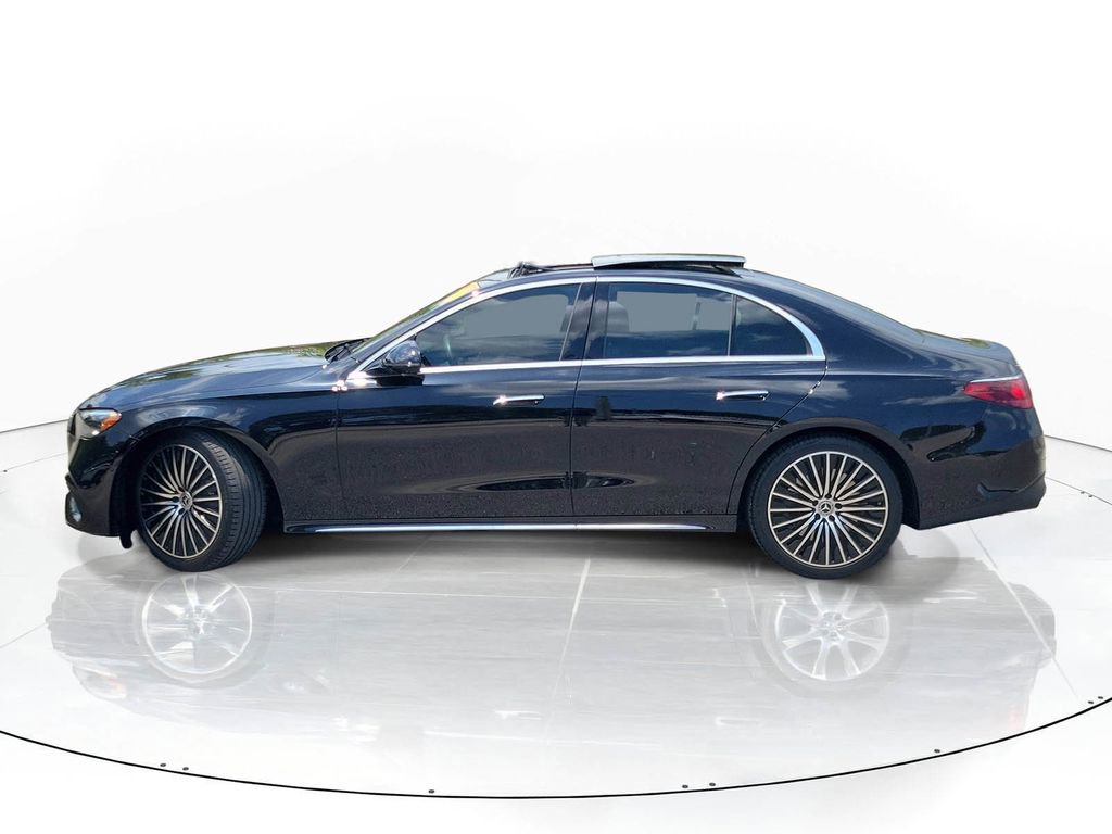 Used 2025 Mercedes-Benz E 450 4MATIC Sedan image 2