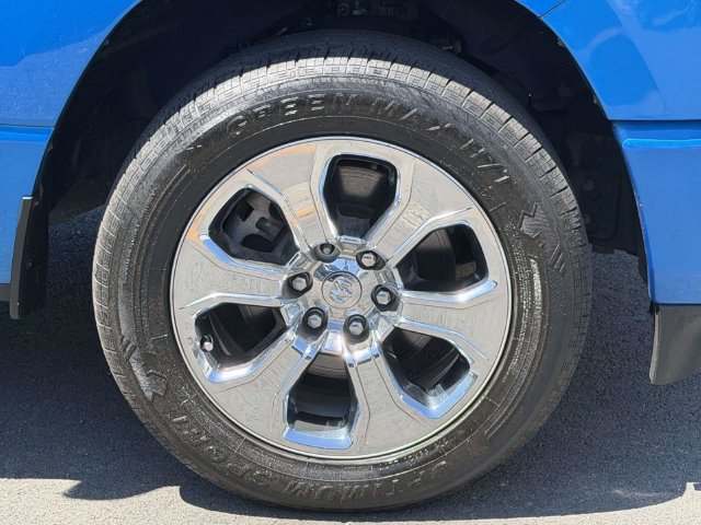 Used 2022 RAM 1500 Big Horn AWD/4WD image 9