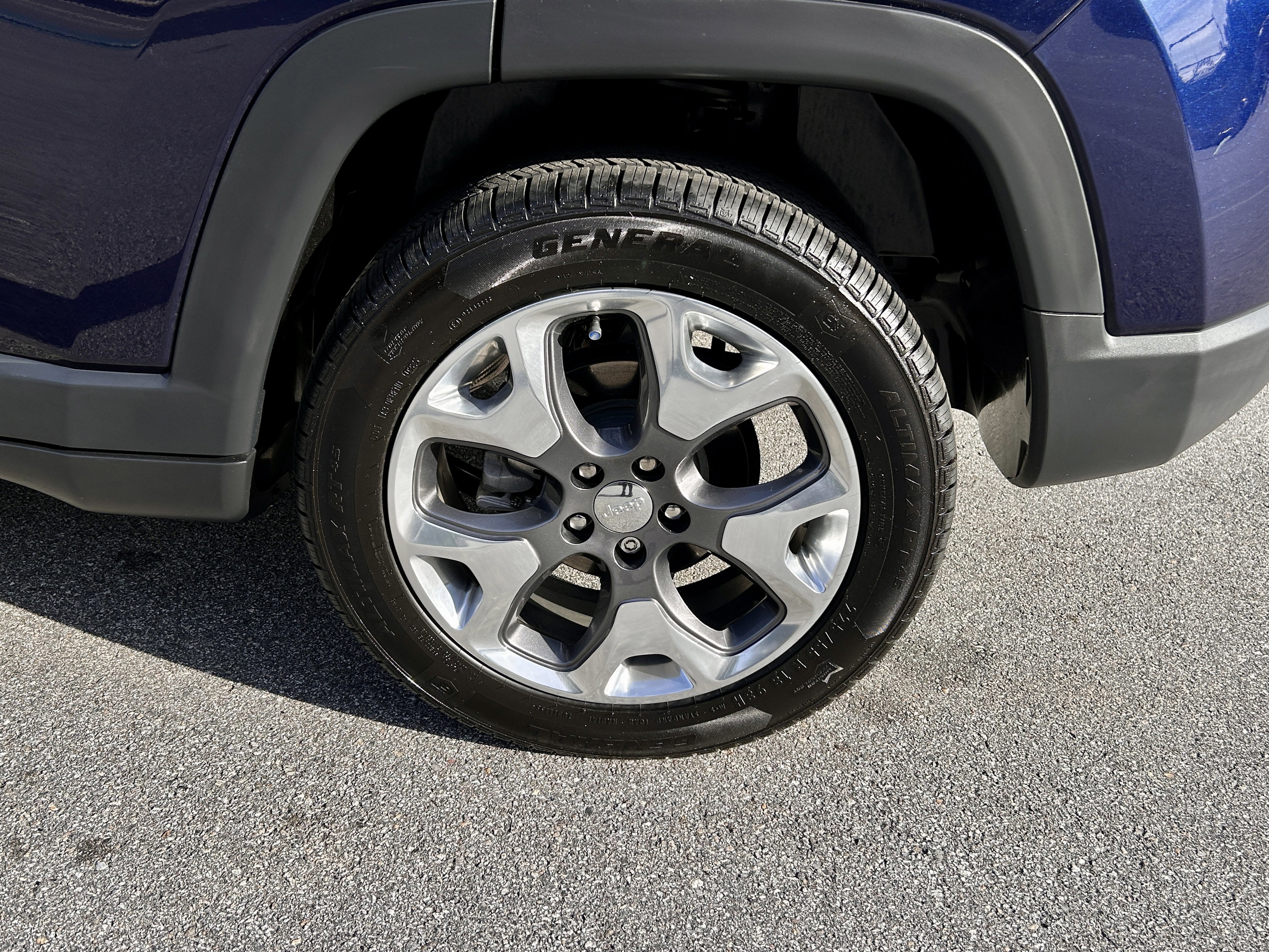 Certified 2020 Jeep Compass Limited w/ Advanced Safety Group AWD/4WD image 8