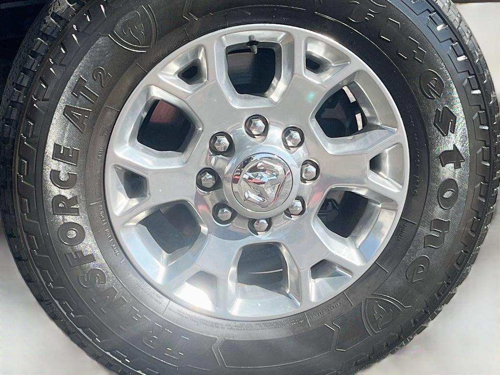 Used 2021 RAM 2500 Laramie AWD/4WD image 32