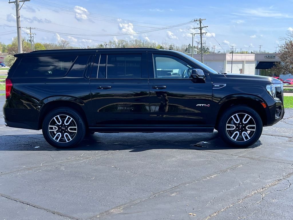 Used 2023 GMC Yukon XL AT4 w/ AT4 Premium Plus Package AWD/4WD image 51