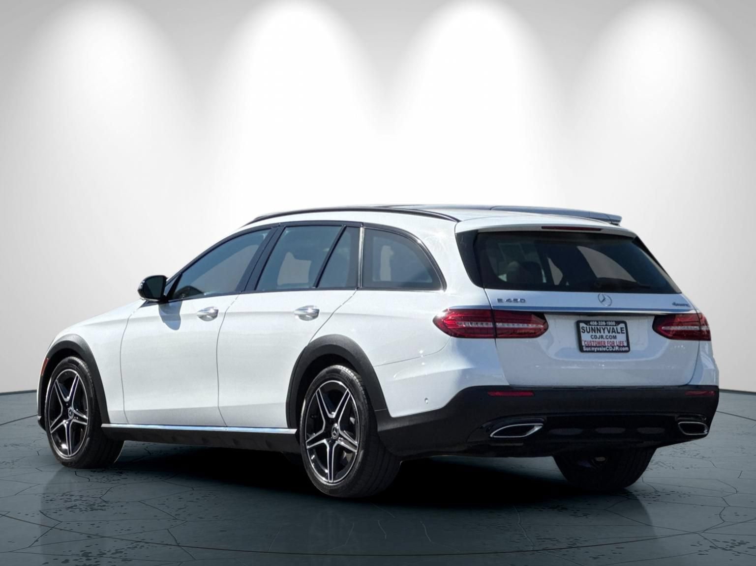 Used 2022 Mercedes-Benz E 450 4MATIC All-Terrain Wagon image 6