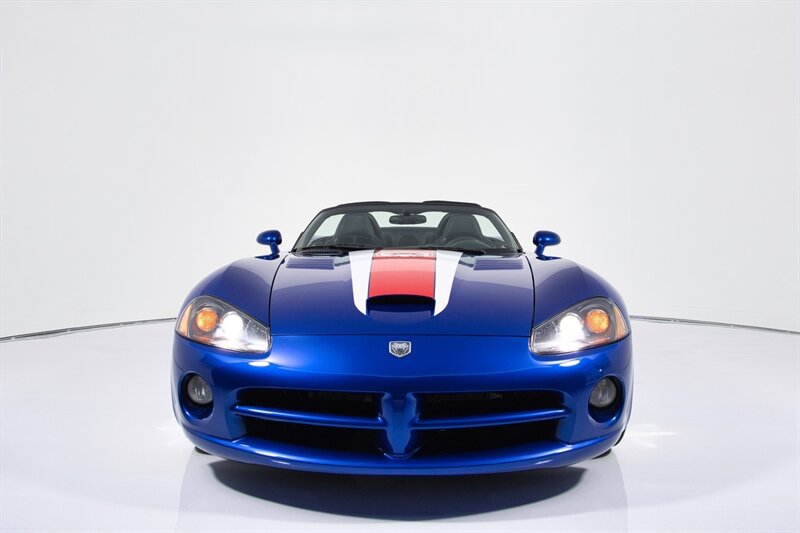 Used 2006 Dodge Viper SRT-10 RWD image 3