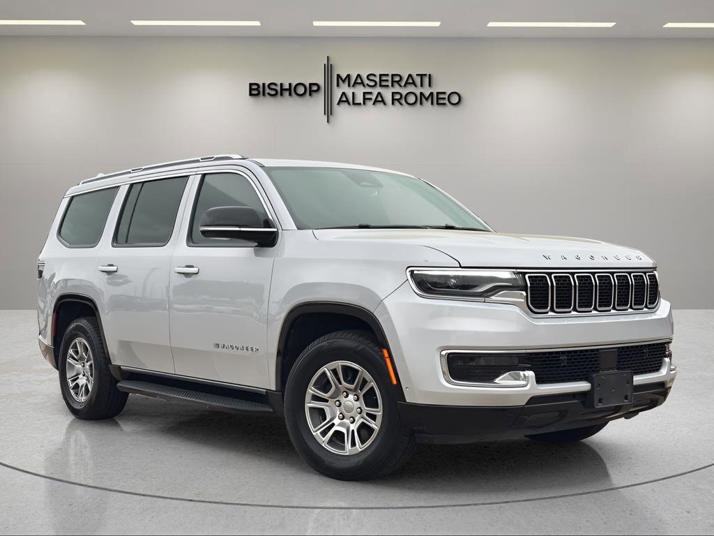 Used 2023 Jeep Wagoneer 4WD w/ Premium Group I image 3