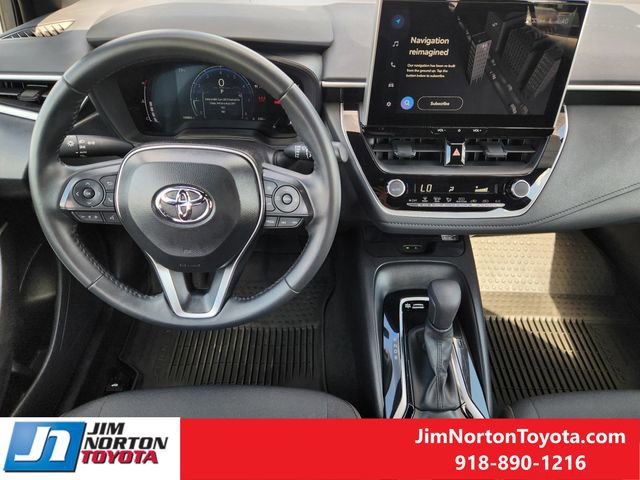 Used 2025 Toyota Corolla SE w/ SE Premium Package FWD image 27