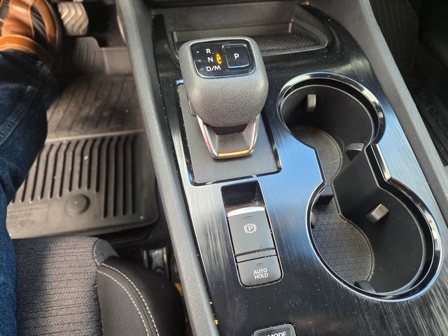 Used 2022 Nissan Rogue SV image 11