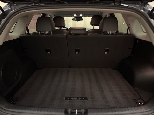 Certified 2022 Kia Niro EX w/ Cold Weather Package image 9