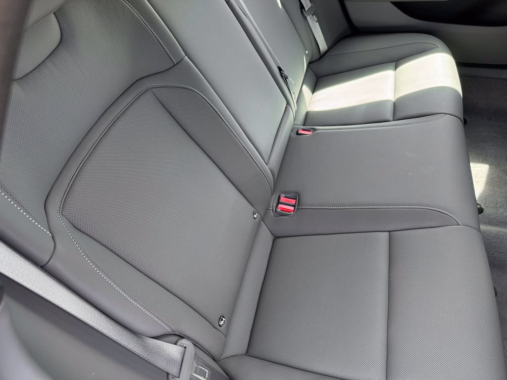 Used 2024 Lucid Air Touring AWD/4WD image 29