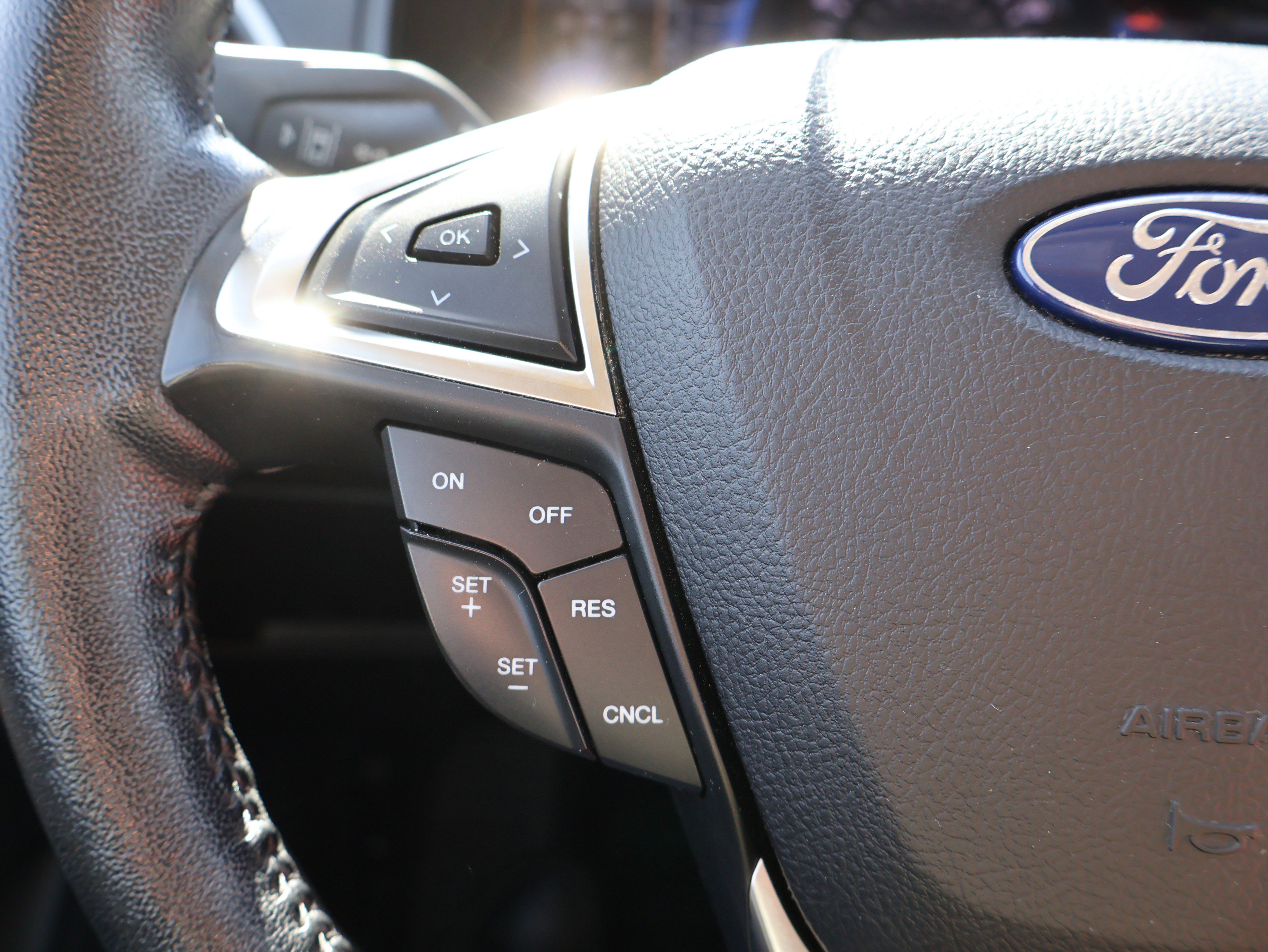 Used 2022 Ford Edge SEL image 31