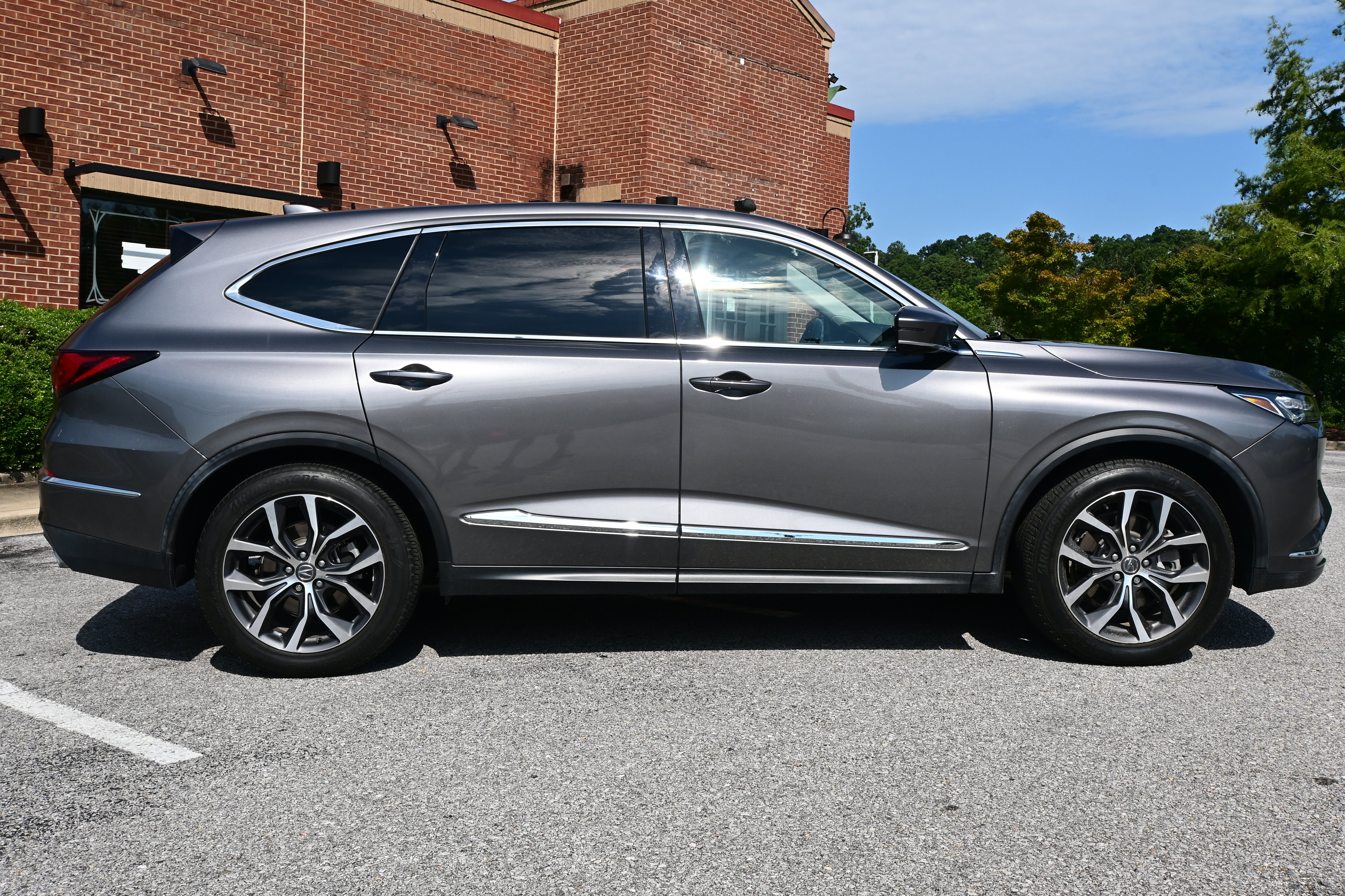 Used 2023 Acura MDX FWD w/ Technology Package image 10