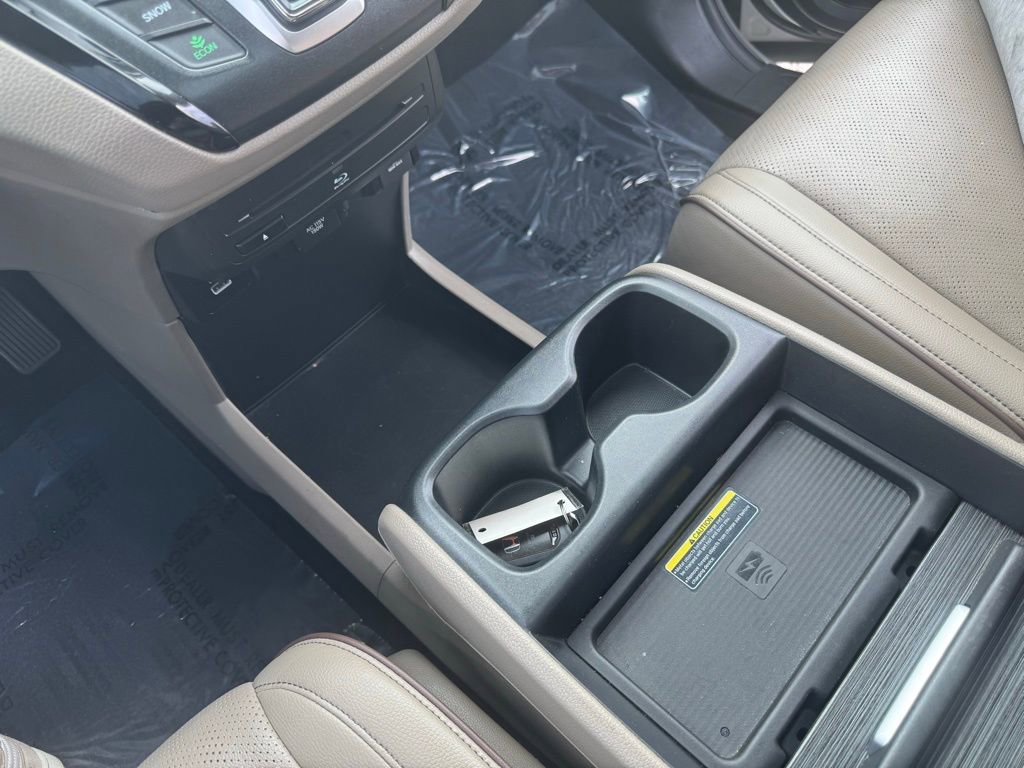Used 2022 Honda Odyssey Elite image 8