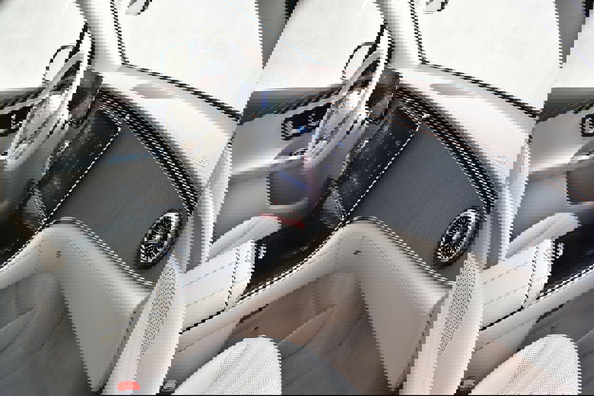 Used 2023 Mercedes-Benz EQE 500 4MATIC SUV image 25