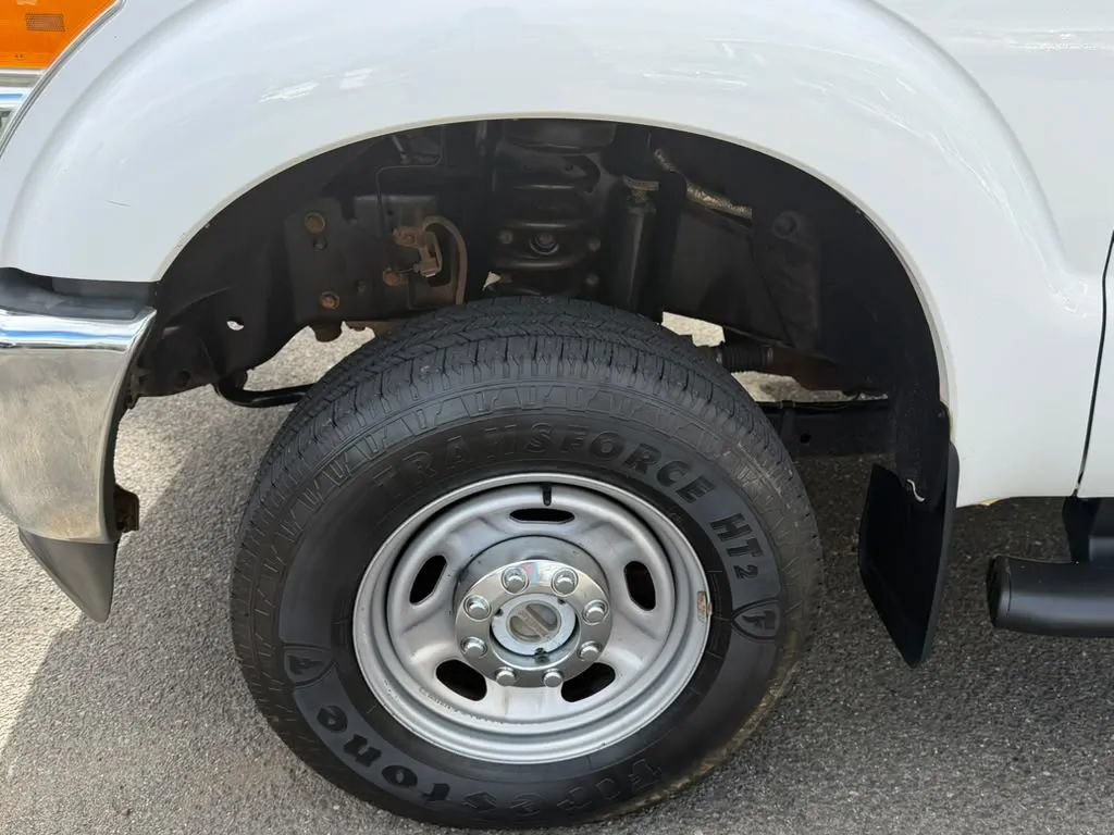 Used 2016 Ford F250 XL w/ Power Equipment Group AWD/4WD image 13