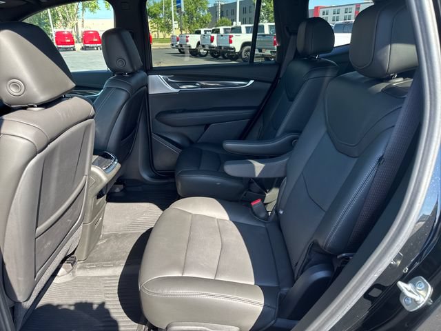 Used 2024 Cadillac XT6 Sport w/ LPO, Floor Liner Package AWD/4WD image 23