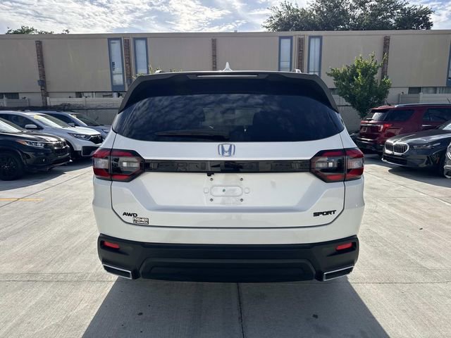 Certified 2025 Honda Pilot Sport image 6