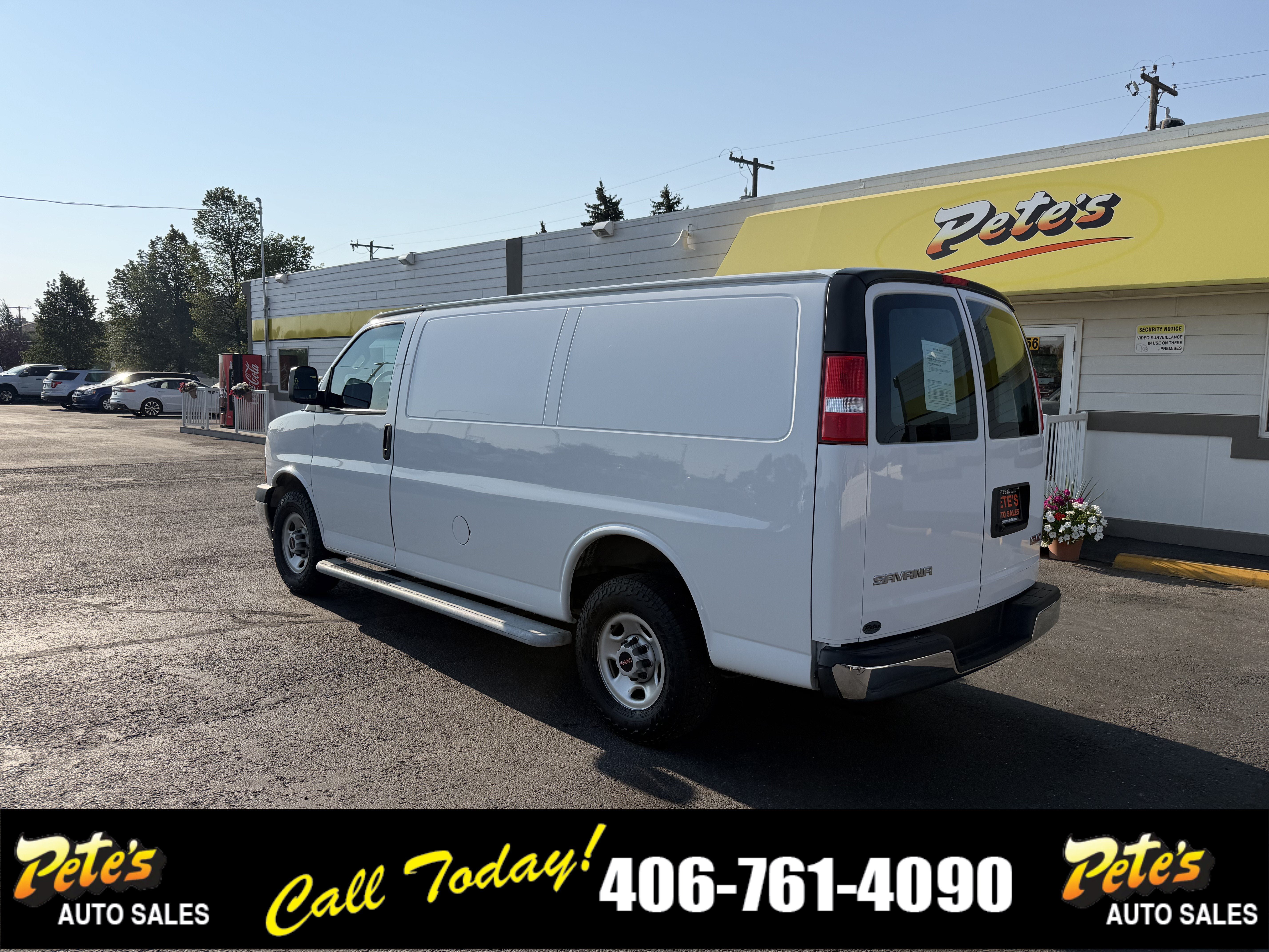 Used 2021 GMC Savana 2500 w/ Driver Convenience Package RWD image 2