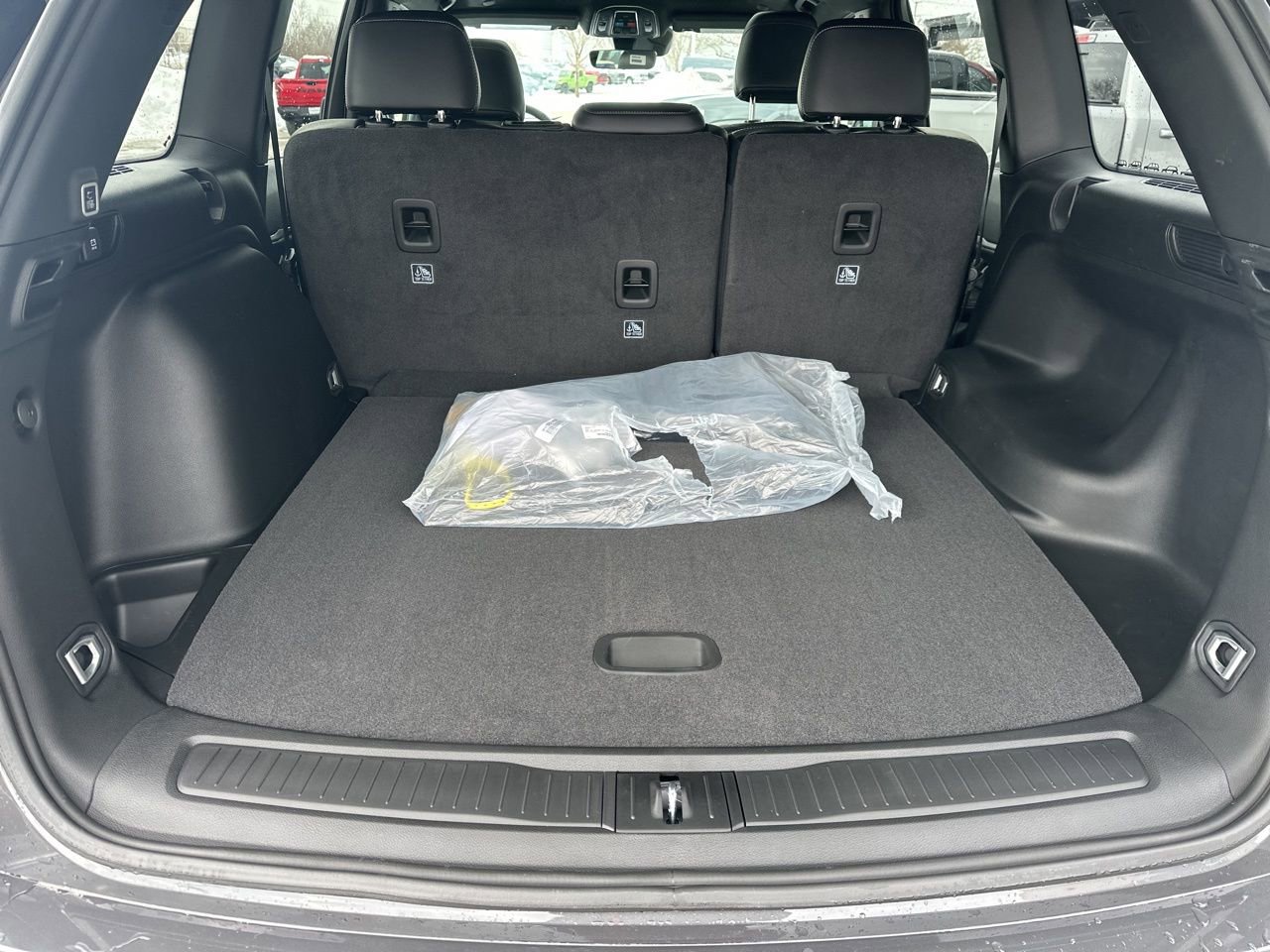 New 2026 Jeep Grand Cherokee Laredo image 24