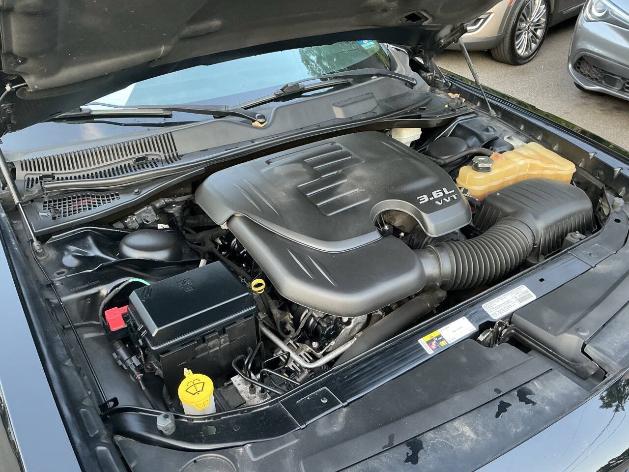 Used 2013 Dodge Challenger SXT RWD image 30