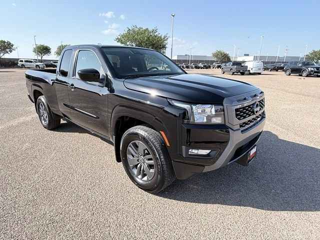 Certified 2025 Nissan Frontier SV w/ SV Convenience Package RWD image 4