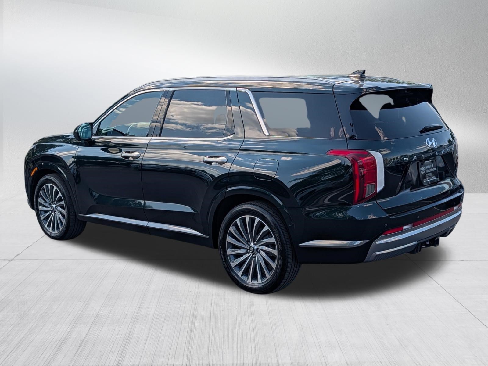 Used 2025 Hyundai Palisade Calligraphy AWD/4WD image 5