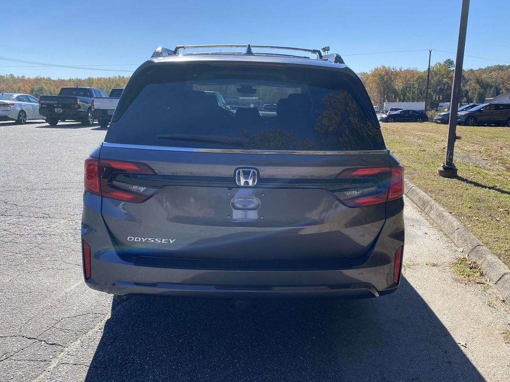 New 2026 Honda Odyssey EX-L image 4